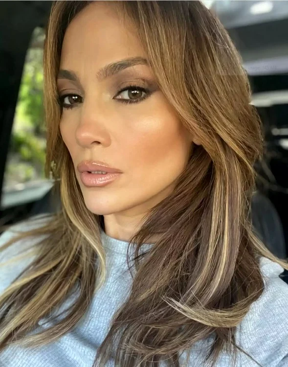 Η Jennifer Lopez λατρεύει τα ξανθά λουκέτα (Φωτογραφία: Instagram)