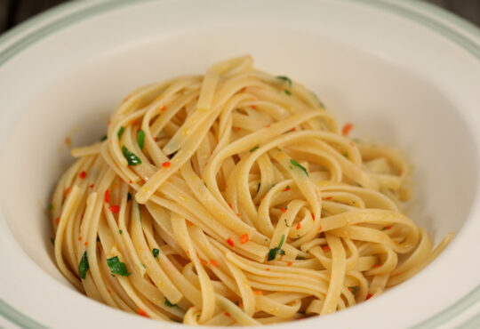 Pasta aglio, olio e peperoncino